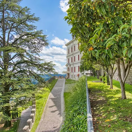 호텔 Castelbrando 치손디발마리노